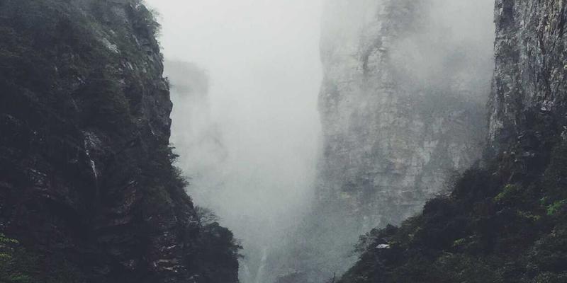 从电芯到系统：美迪电池结构创新如何让集装箱式储能系统能量效率突破95%